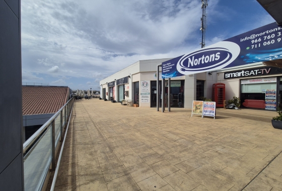 Resale - Commercial Unit - Orihuela Costa - La Zenia