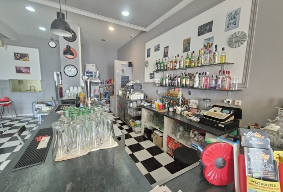 Resale - Commercial Unit - Orihuela Costa - La Zenia
