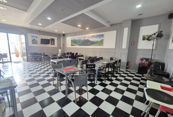 Resale - Commercial Unit - Orihuela Costa - La Zenia