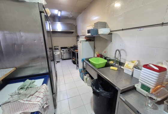 Resale - Commercial Unit - Orihuela Costa - La Zenia
