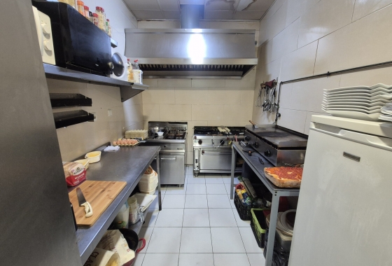 Resale - Commercial Unit - Orihuela Costa - La Zenia