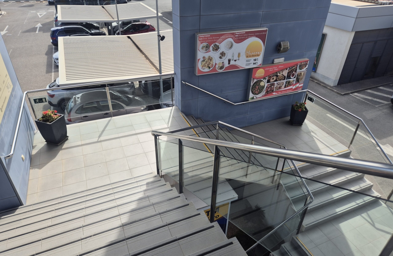 Resale - Commercial Unit - Orihuela Costa - La Zenia