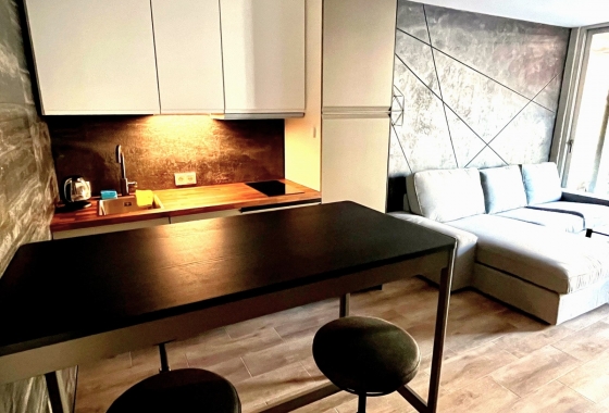 Resale - Apartment - Santa Pola - Puerto