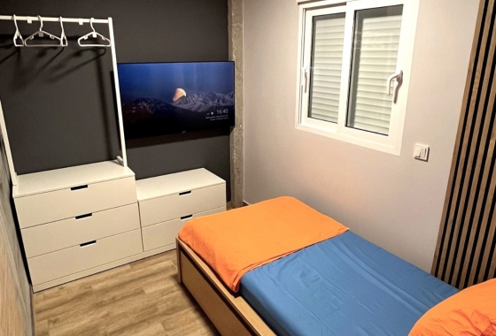 Resale - Apartment - Santa Pola - Puerto