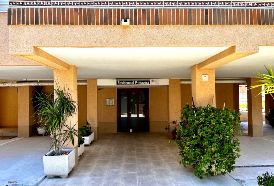 Resale - Apartment - Santa Pola - Puerto
