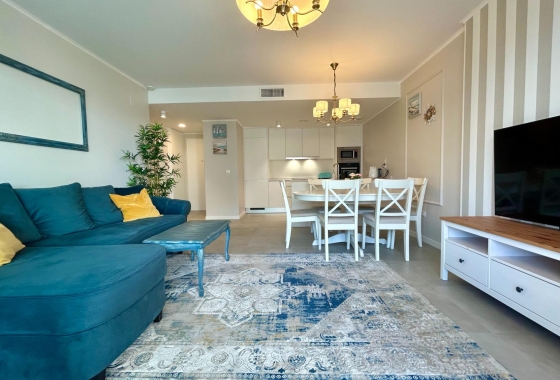 Resale - Apartment - Orihuela Costa - Campoamor