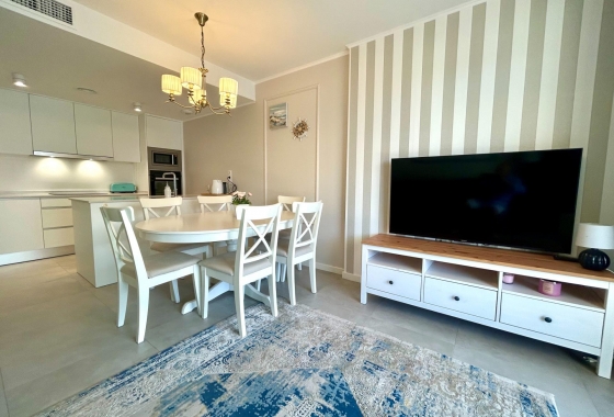 Resale - Apartment - Orihuela Costa - Campoamor