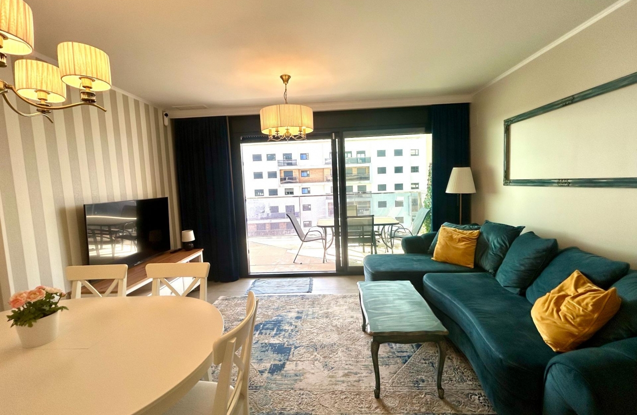 Resale - Apartment - Orihuela Costa - Campoamor