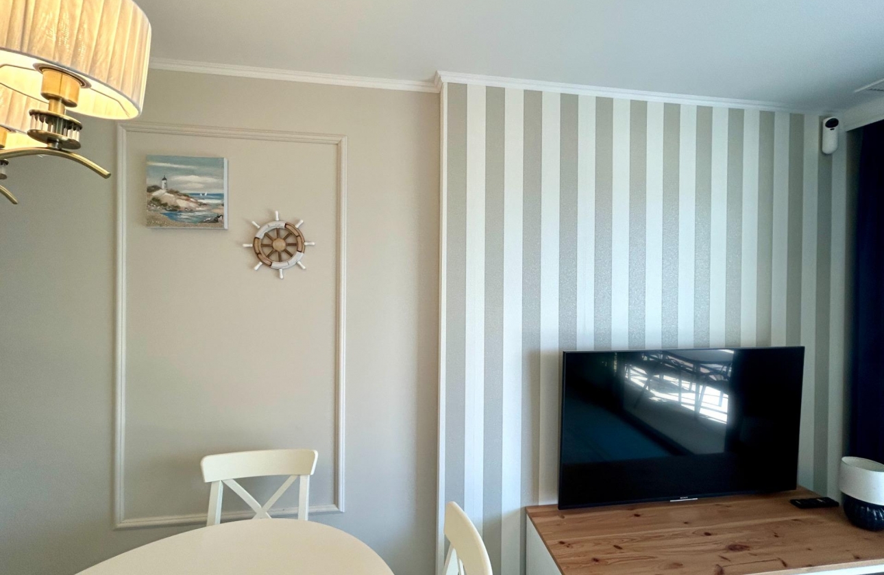 Resale - Apartment - Orihuela Costa - Campoamor