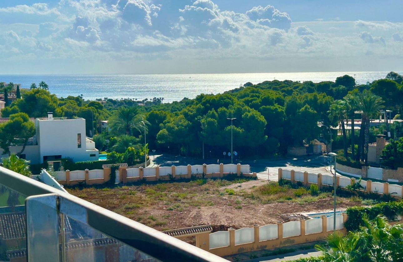 Resale - Apartment - Orihuela Costa - Campoamor