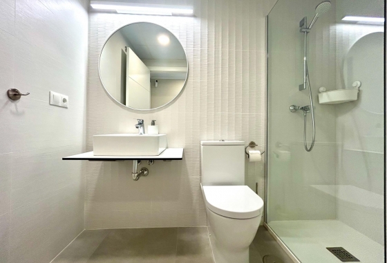 Resale - Apartment - Orihuela Costa - Campoamor