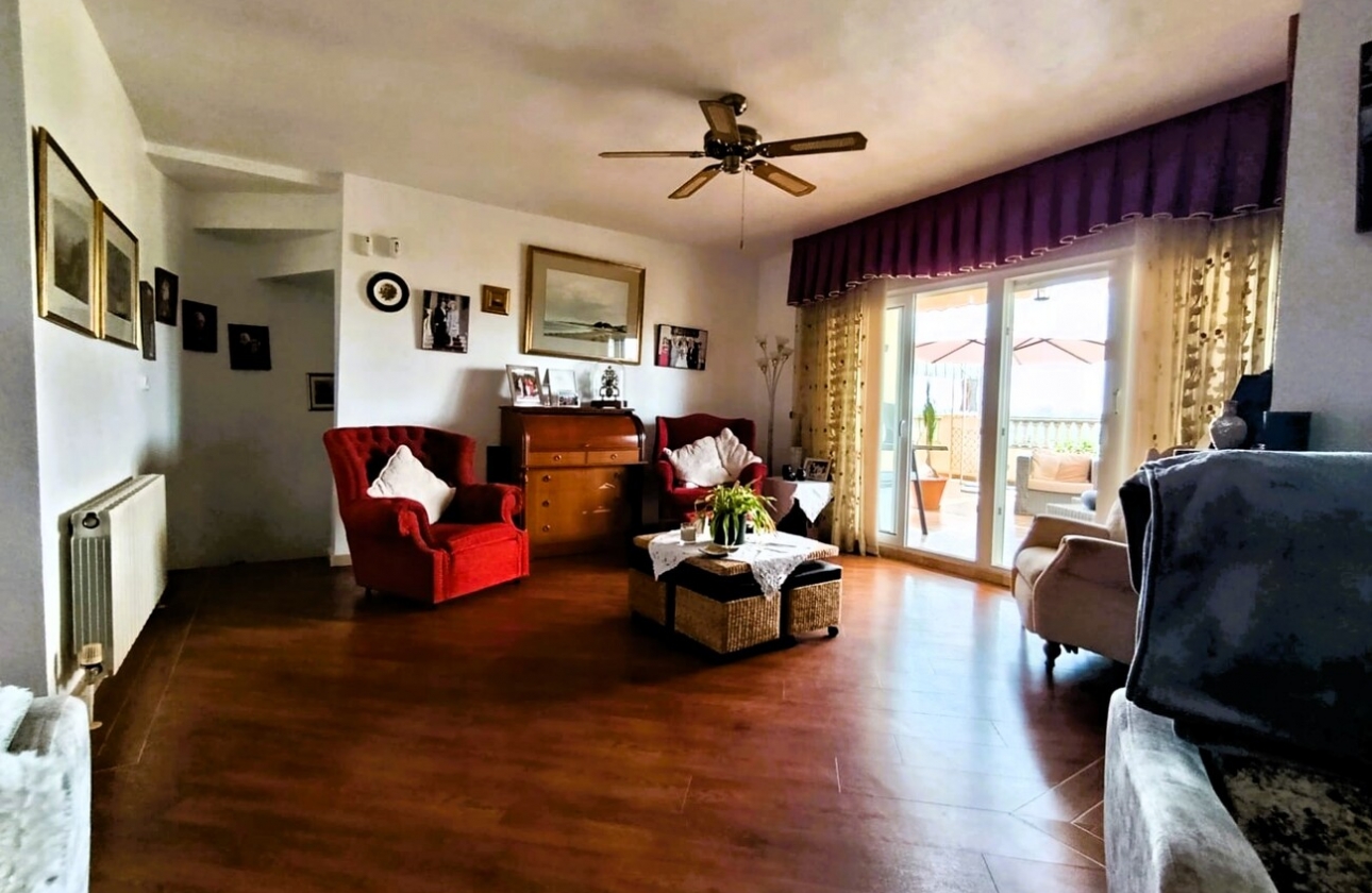 Resale - Villa - Orihuela Costa - Costa Blanca