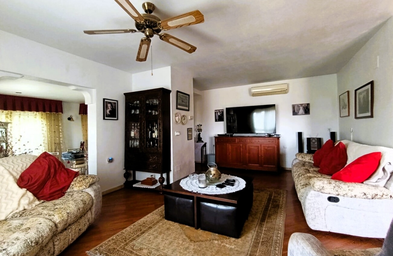 Resale - Villa - Orihuela Costa - Costa Blanca