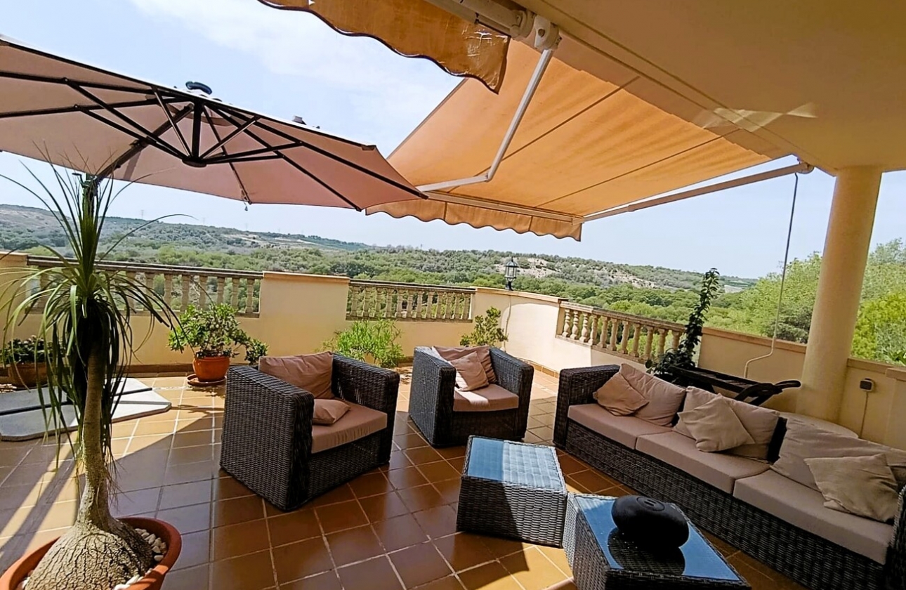 Resale - Villa - Orihuela Costa - Costa Blanca