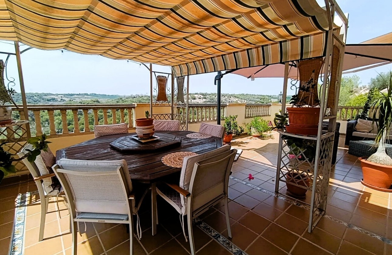 Resale - Villa - Orihuela Costa - Costa Blanca