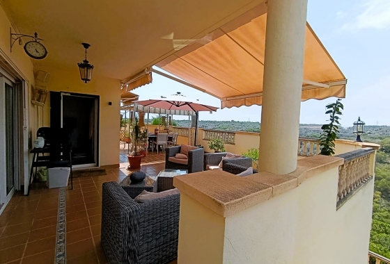 Resale - Villa - Orihuela Costa - Costa Blanca
