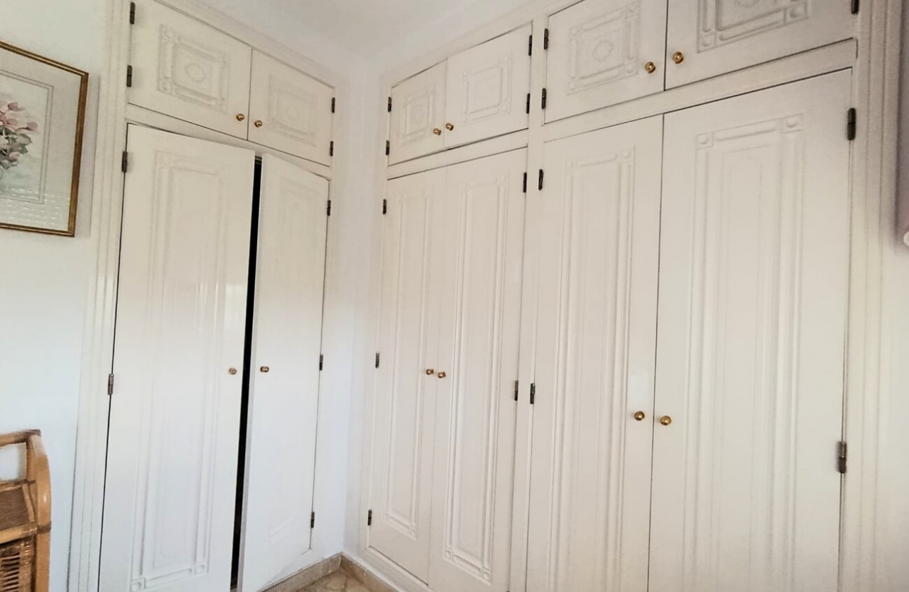 Resale - Villa - Orihuela Costa - Costa Blanca