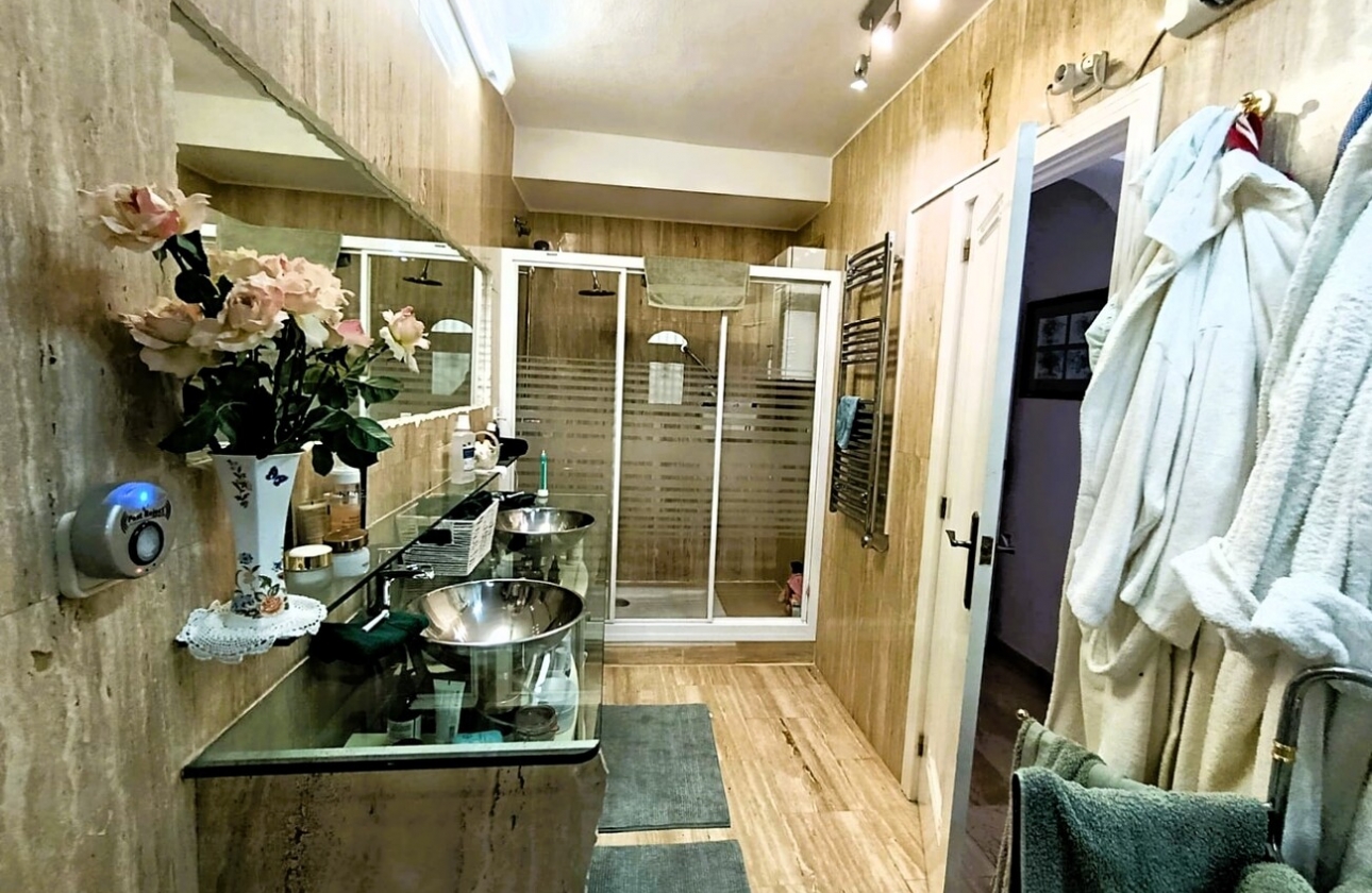 Resale - Villa - Orihuela Costa - Costa Blanca