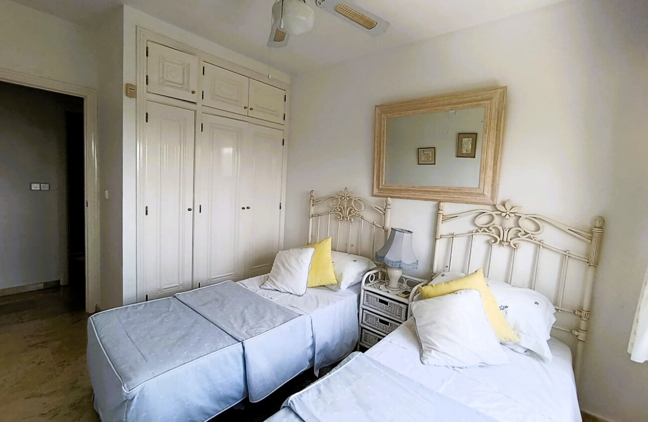 Resale - Villa - Orihuela Costa - Costa Blanca