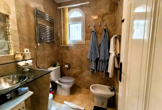 Resale - Villa - Orihuela Costa - Costa Blanca