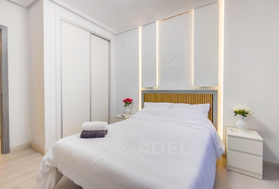 Reventa - Apartment - Torrevieja - Parque de las Naciones