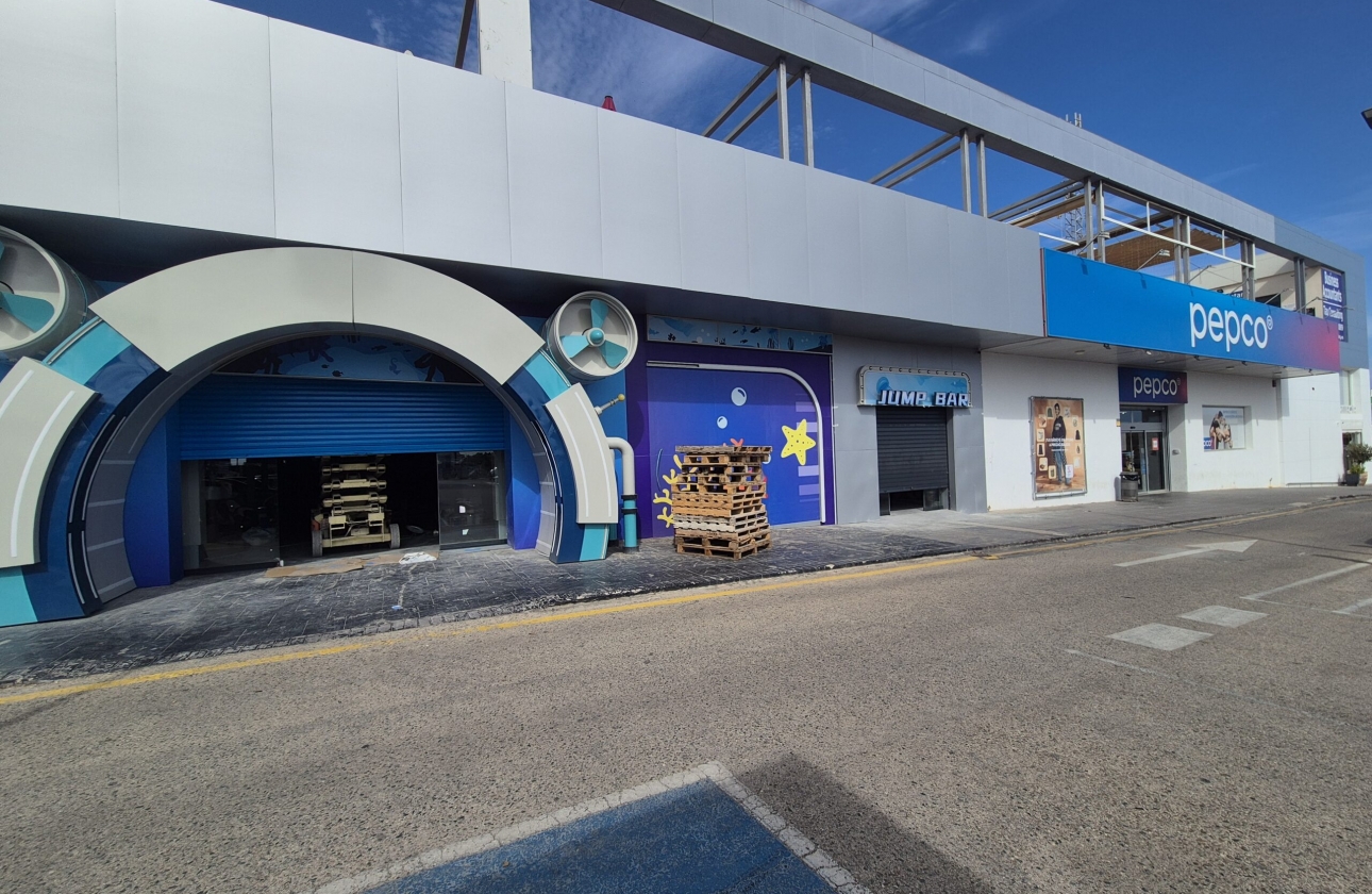 Resale - Commercial Unit - Orihuela Costa - La Zenia