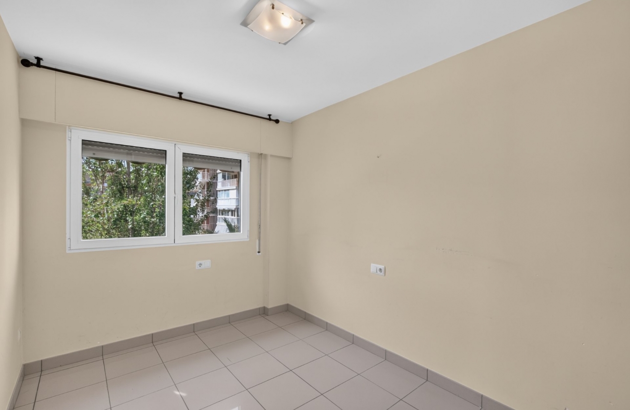 Reventa - Apartment - Alicante - Avenida San Sebastián, 8