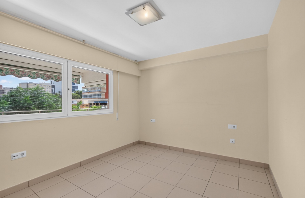 Reventa - Apartment - Alicante - Avenida San Sebastián, 8