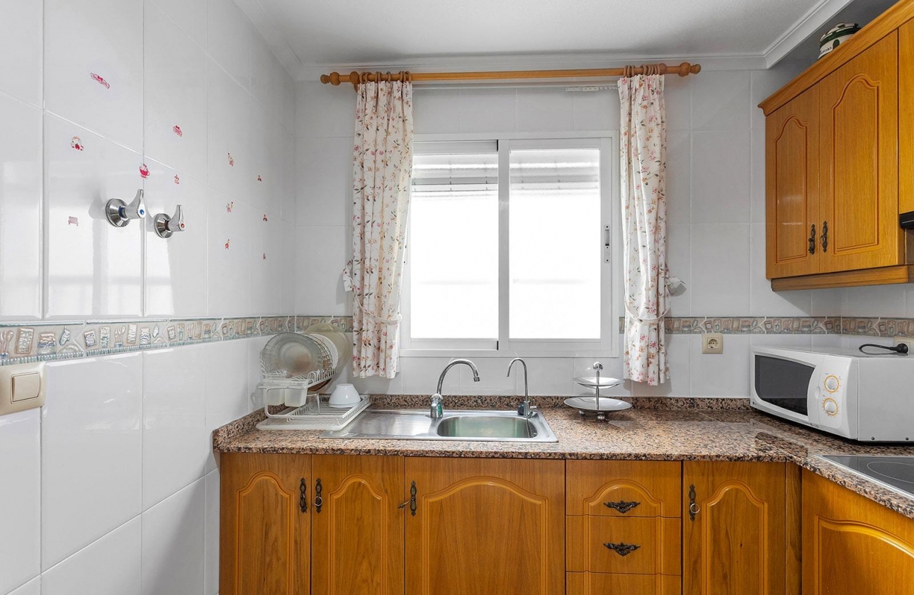 Rynek wtórny - Apartament - Torrevieja - La Mata