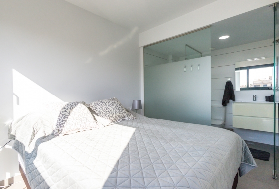 Resale - Apartment - Orihuela Costa - Villamartín