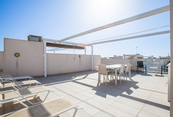Resale - Apartment - Orihuela Costa - Villamartín