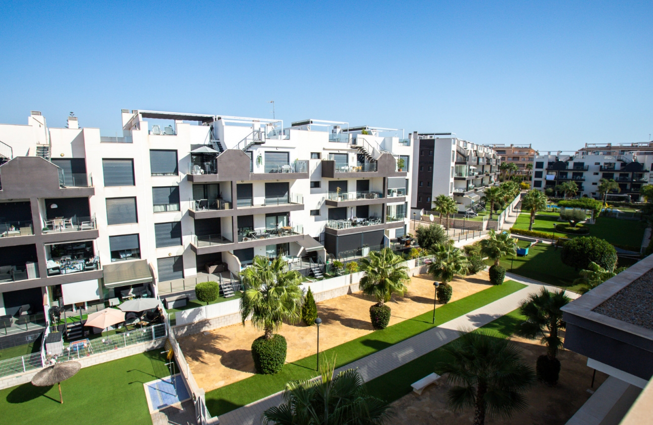 Resale - Apartment - Orihuela Costa - Villamartín