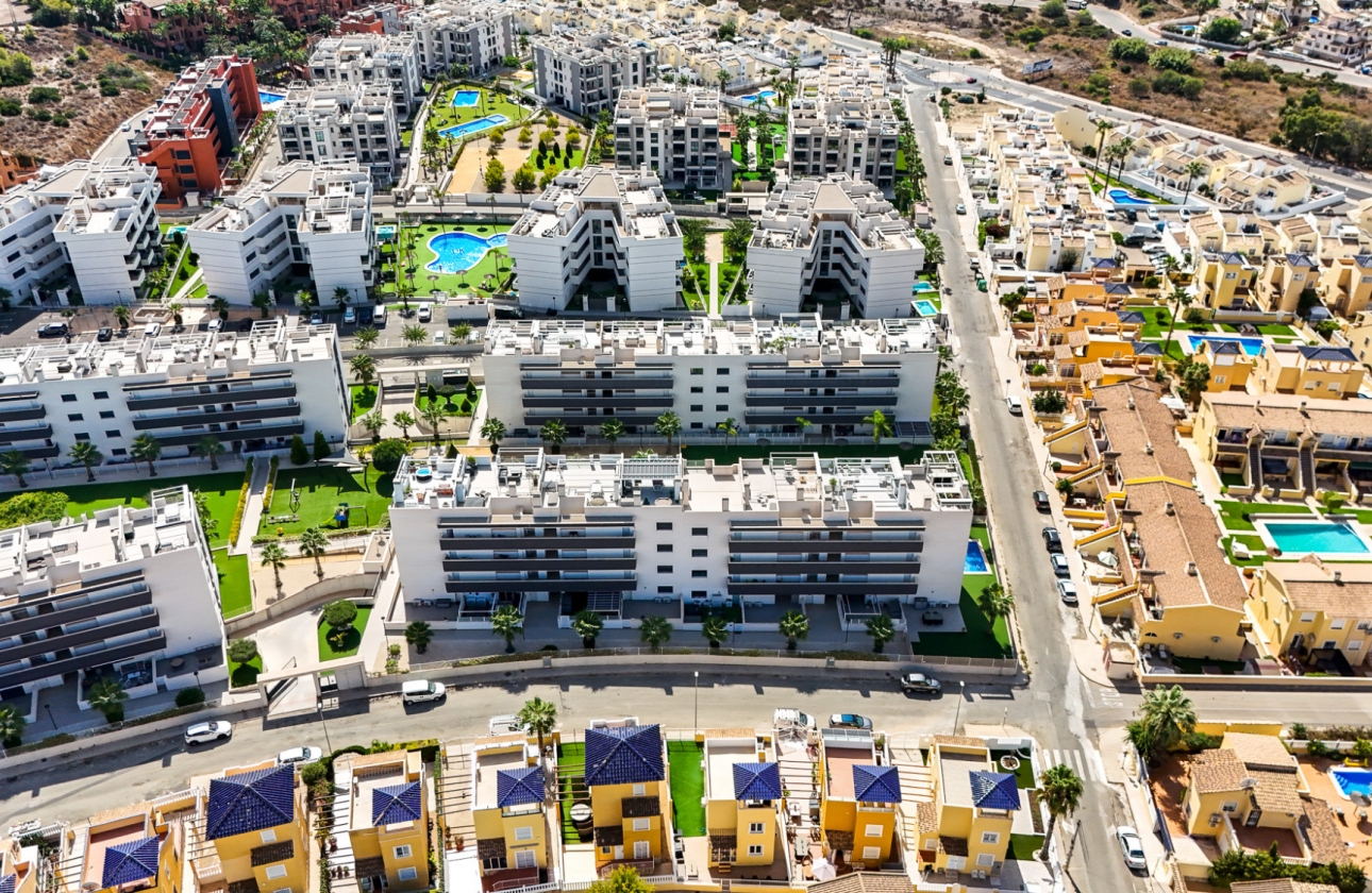 Resale - Apartment - Orihuela Costa - Villamartín