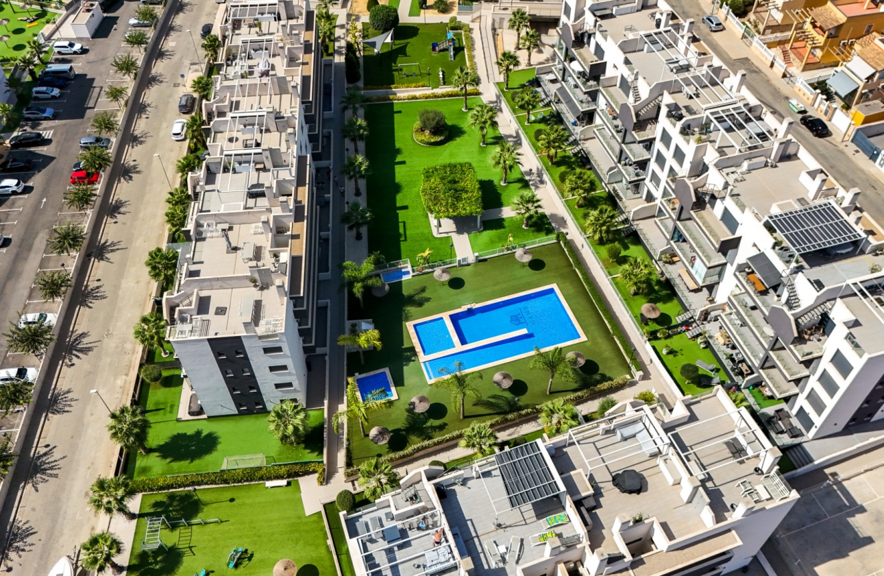 Resale - Apartment - Orihuela Costa - Villamartín