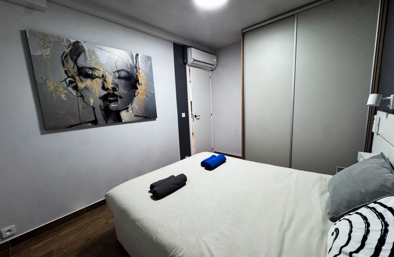 Resale - Apartment - Santa Pola - Gran Playa
