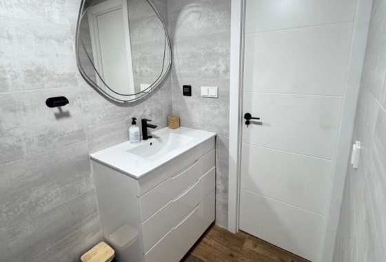 Resale - Apartment - Santa Pola - Gran Playa