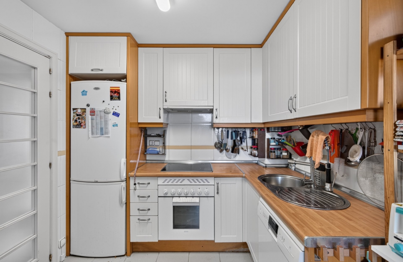 Reventa - Duplex - Benidorm - Calle Presidente Adolfo Suárez