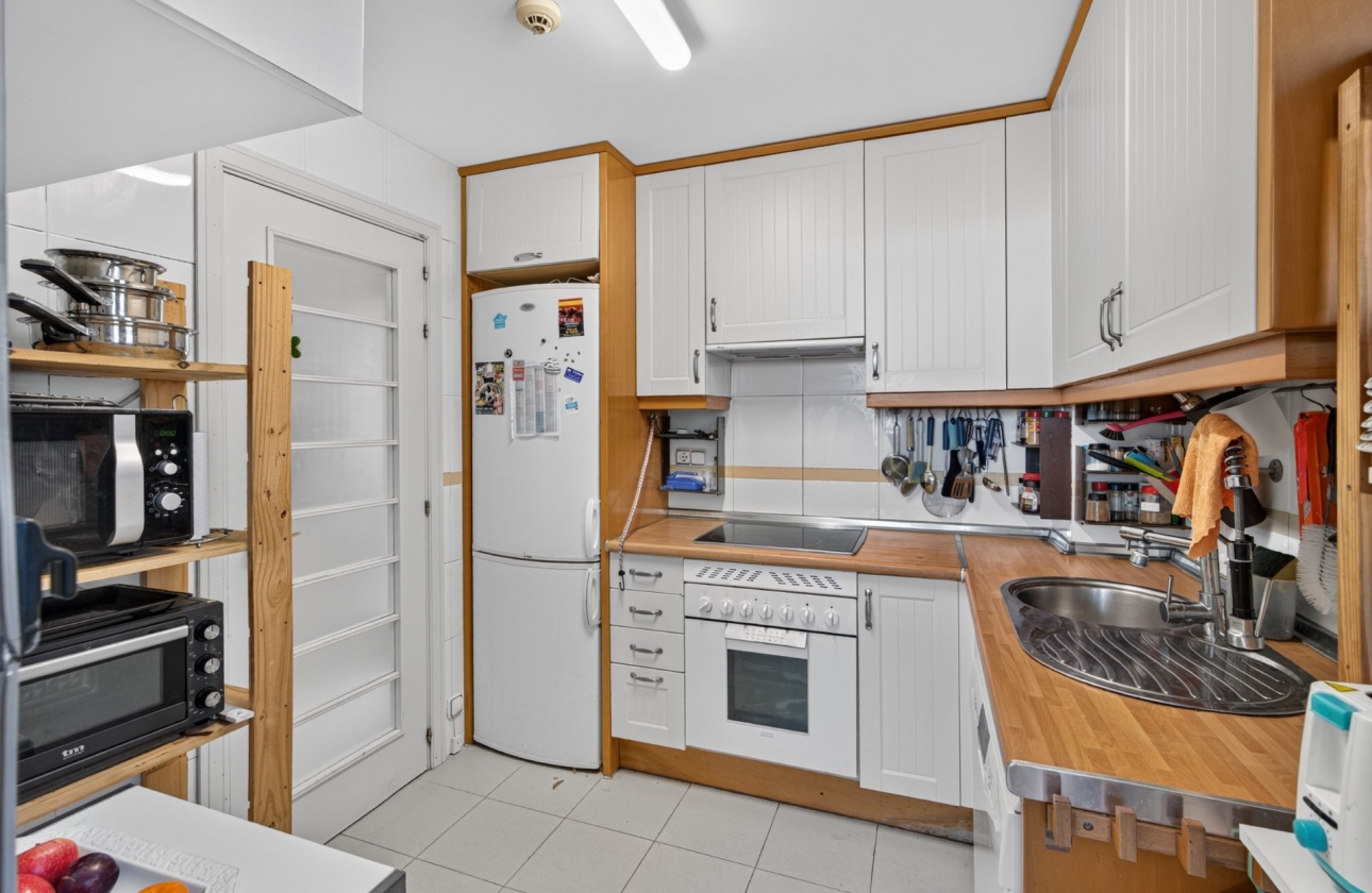Reventa - Duplex - Benidorm - Calle Presidente Adolfo Suárez
