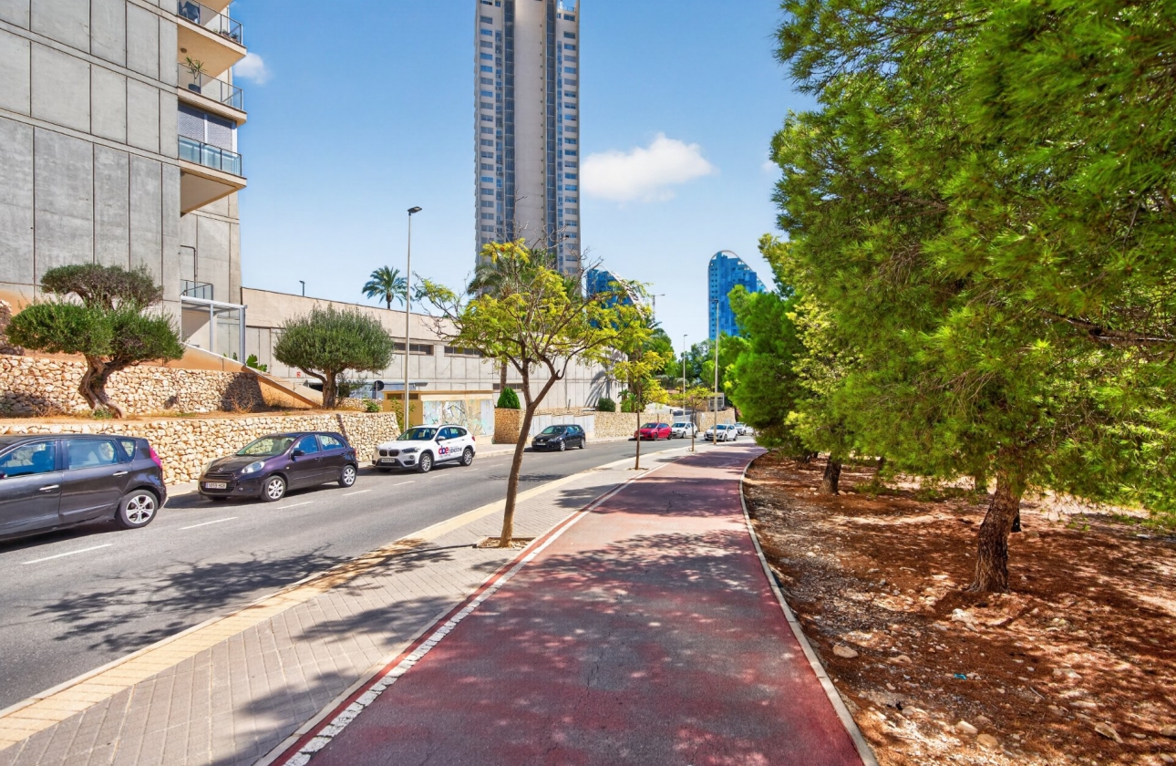 Reventa - Duplex - Benidorm - Calle Presidente Adolfo Suárez