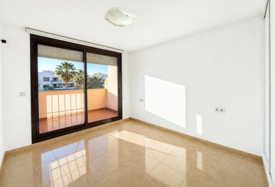 Reventa - Adosado - Torrevieja - Aguas Nuevas