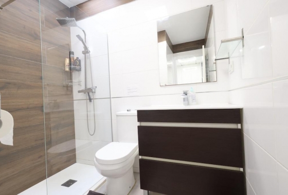 Resale - Bungalow - Torrevieja - La Siesta - El Salado -  Torreta