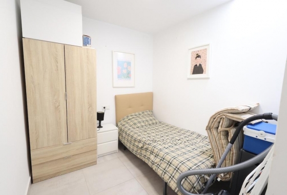 Resale - Bungalow - Torrevieja - La Siesta - El Salado -  Torreta
