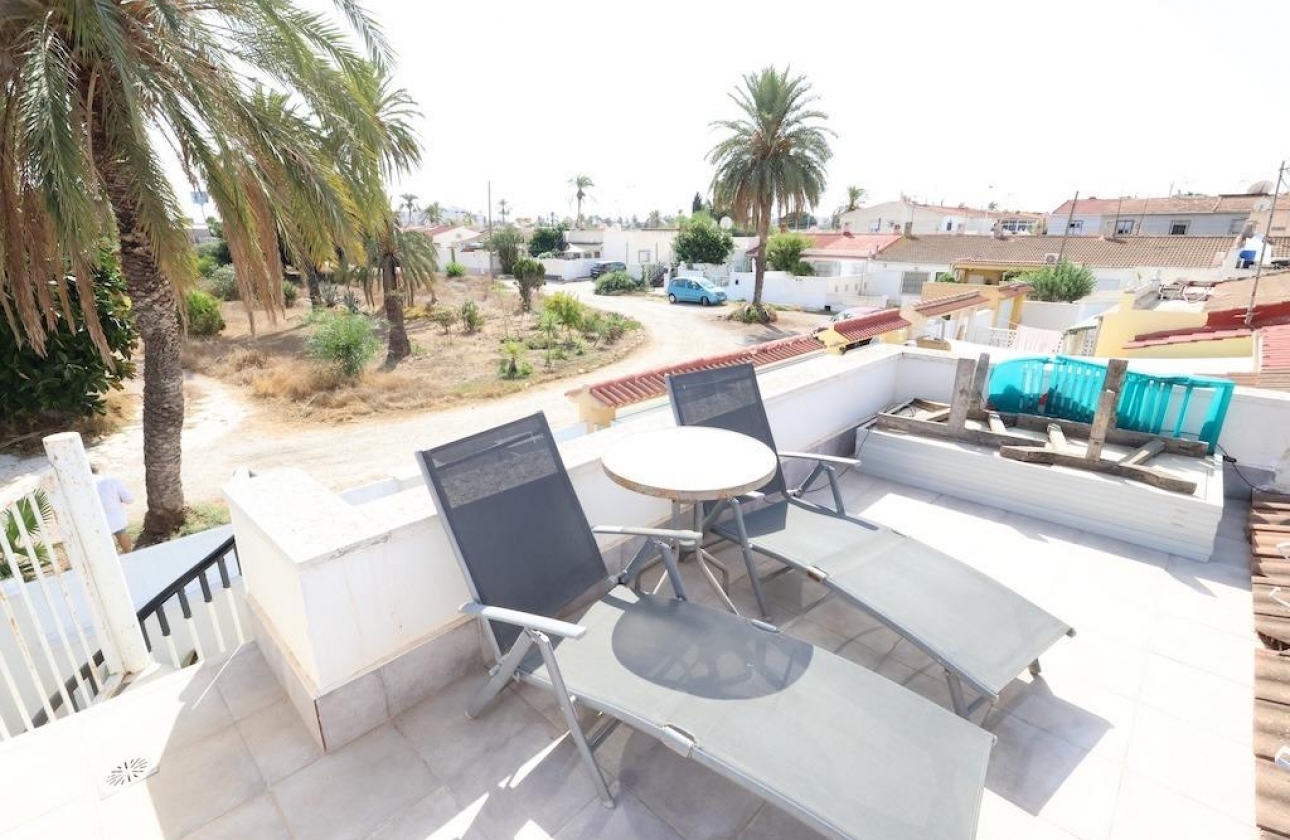 Resale - Bungalow - Torrevieja - La Siesta - El Salado -  Torreta