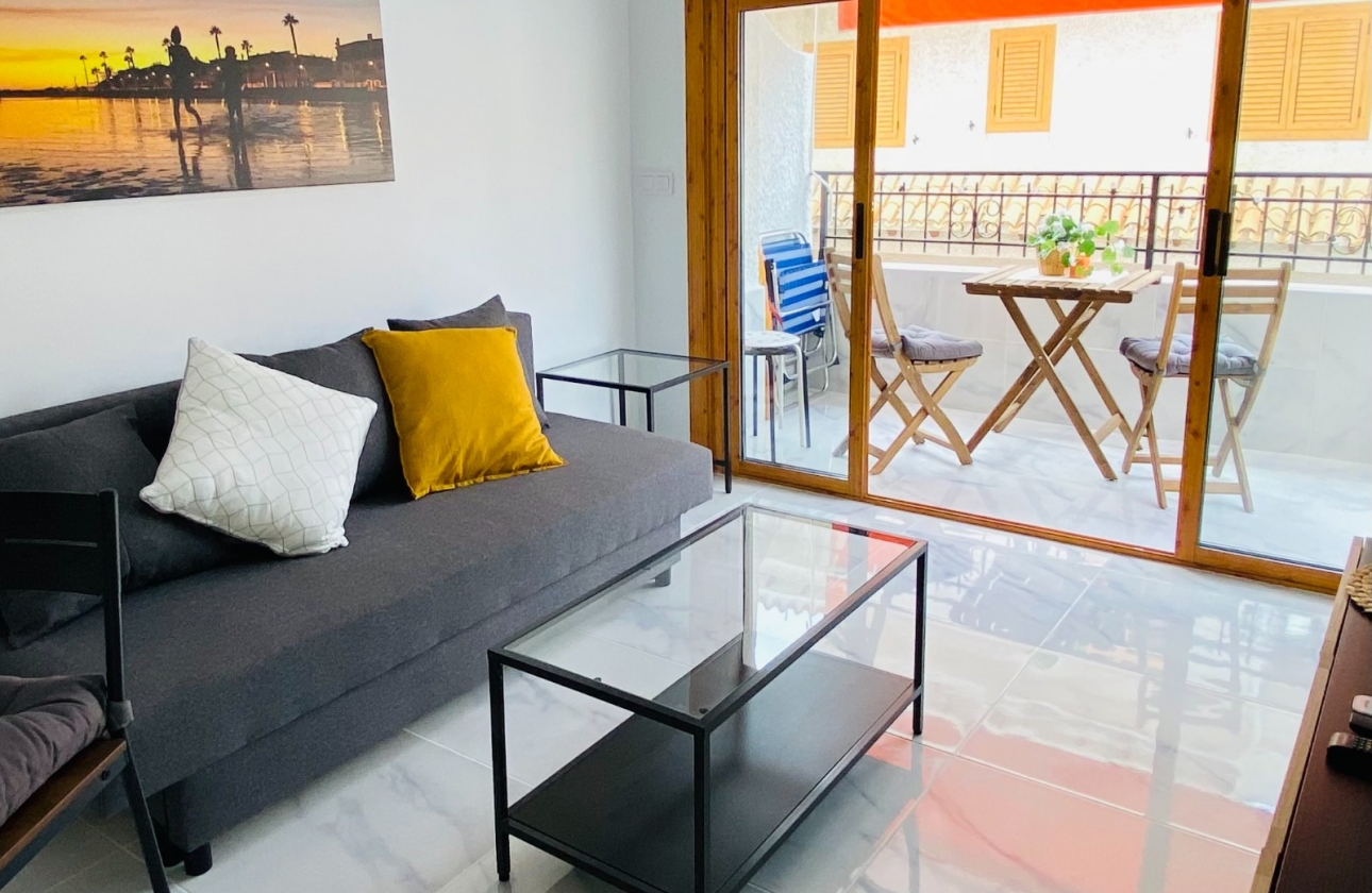 Resale - Apartment - Santa Pola