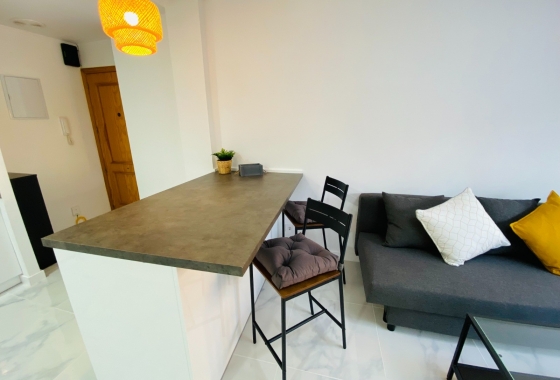 Resale - Apartment - Santa Pola