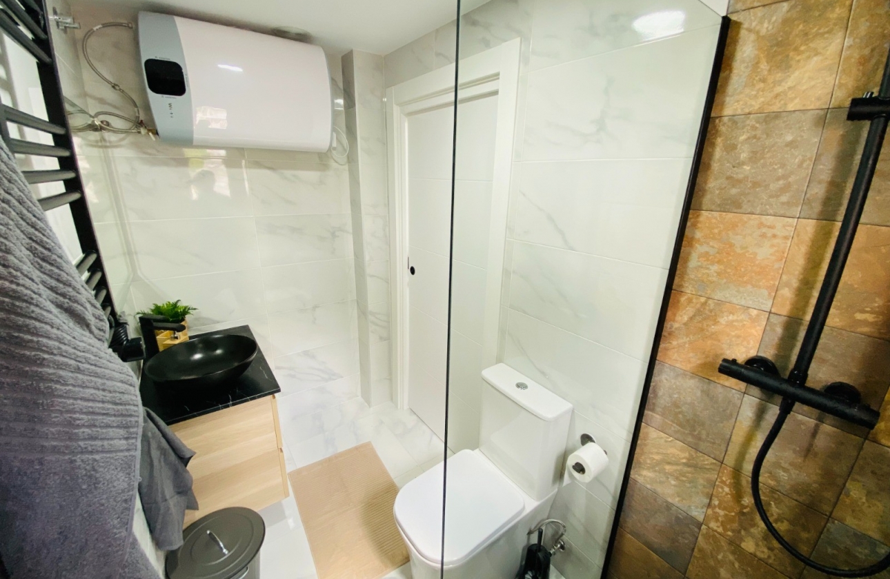 Resale - Apartment - Santa Pola