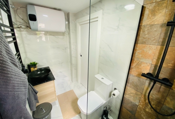 Resale - Apartment - Santa Pola