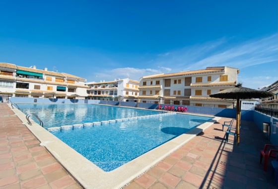 Resale - Apartment - Santa Pola
