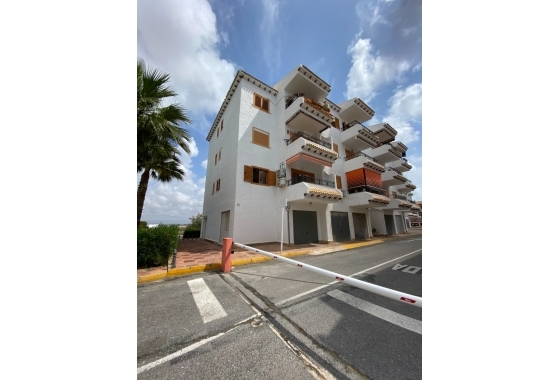 Resale - Apartment - Santa Pola