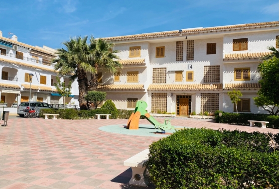 Resale - Apartment - Santa Pola
